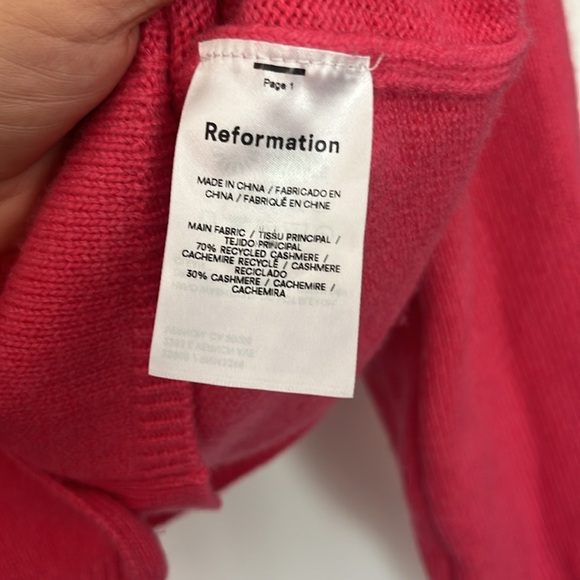 Reformation Pink Button-Up Women's Cardigan cashmere sweater set - Picture 3 of 7